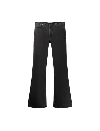 High-Quality Black Flared Jeans Just Launched